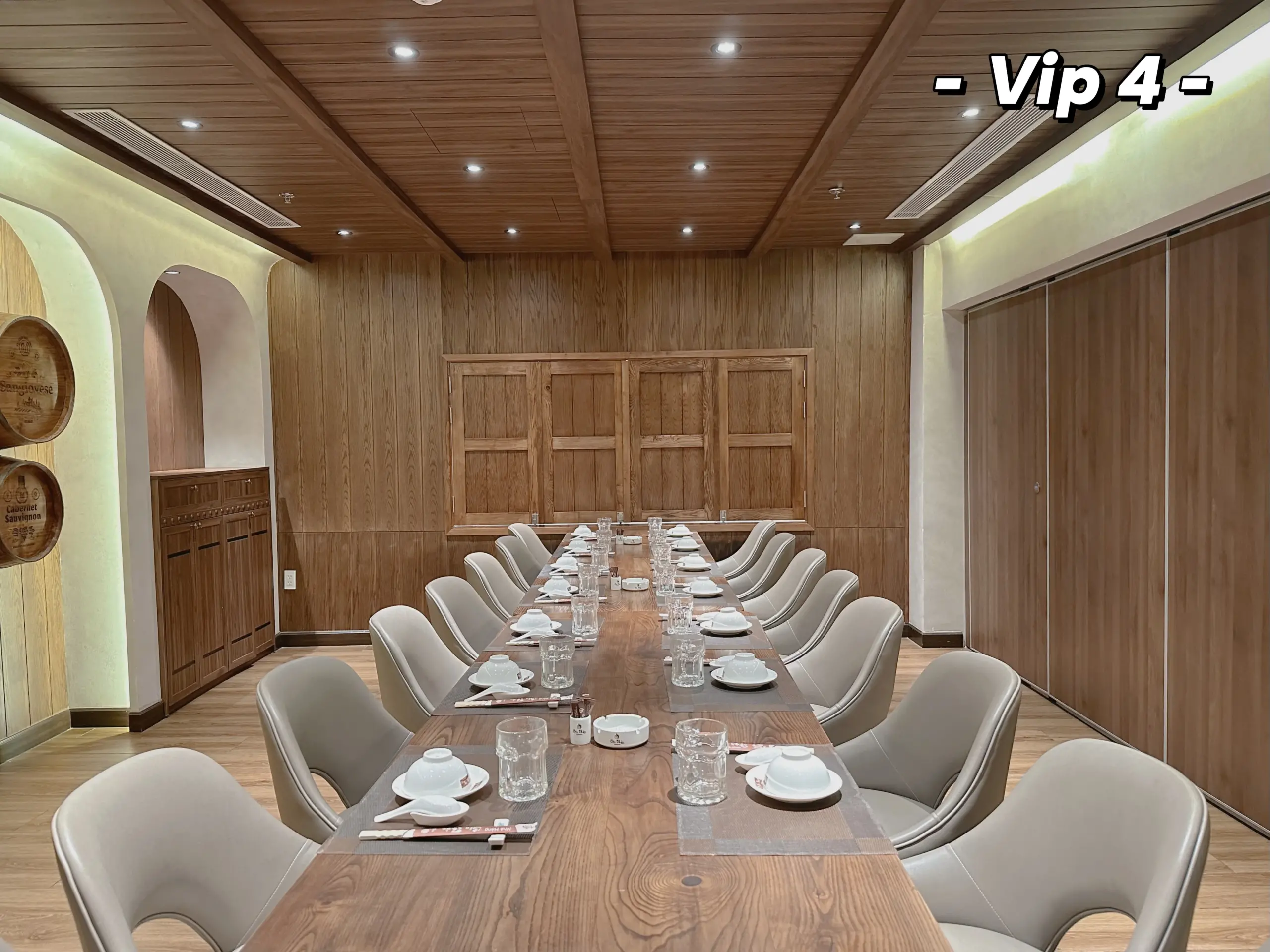 VIP 4 SƠN THUỶ