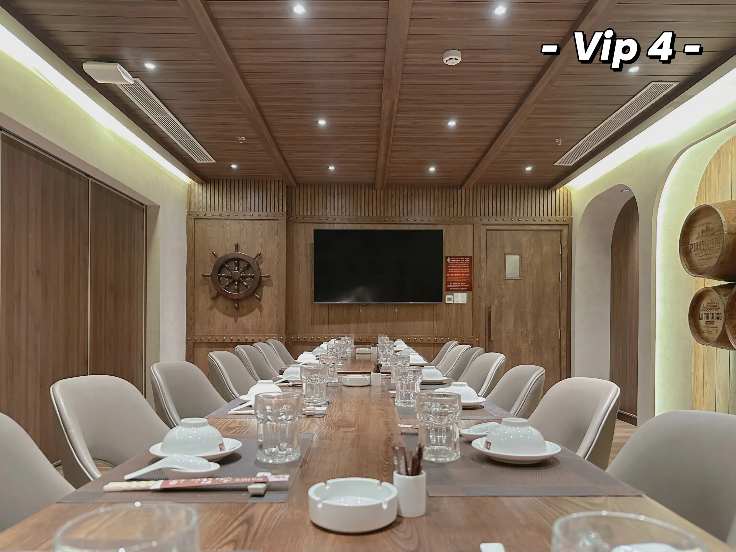 VIP 4 SƠN THUỶ