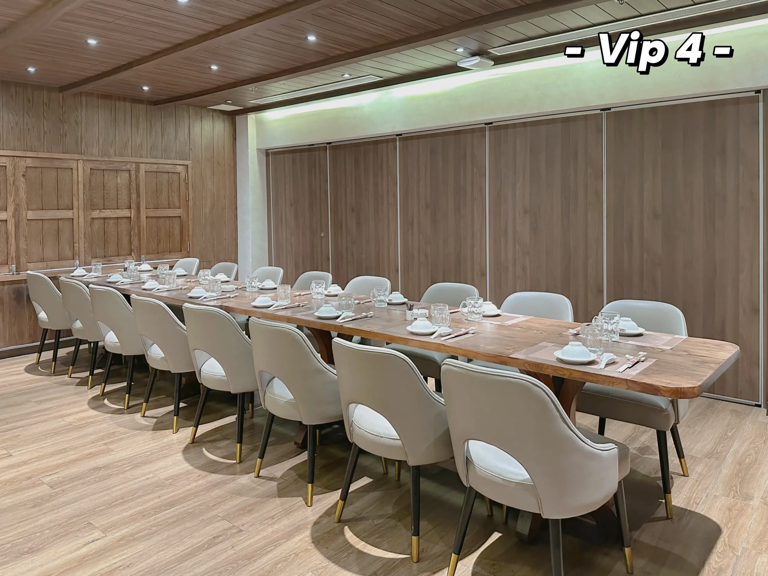 VIP 4 SƠN THUỶ
