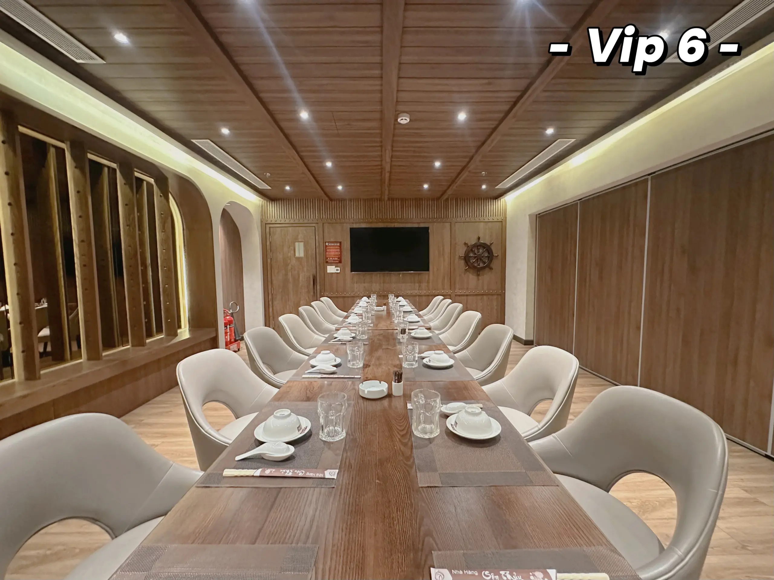 VIP 6 SƠN THUỶ