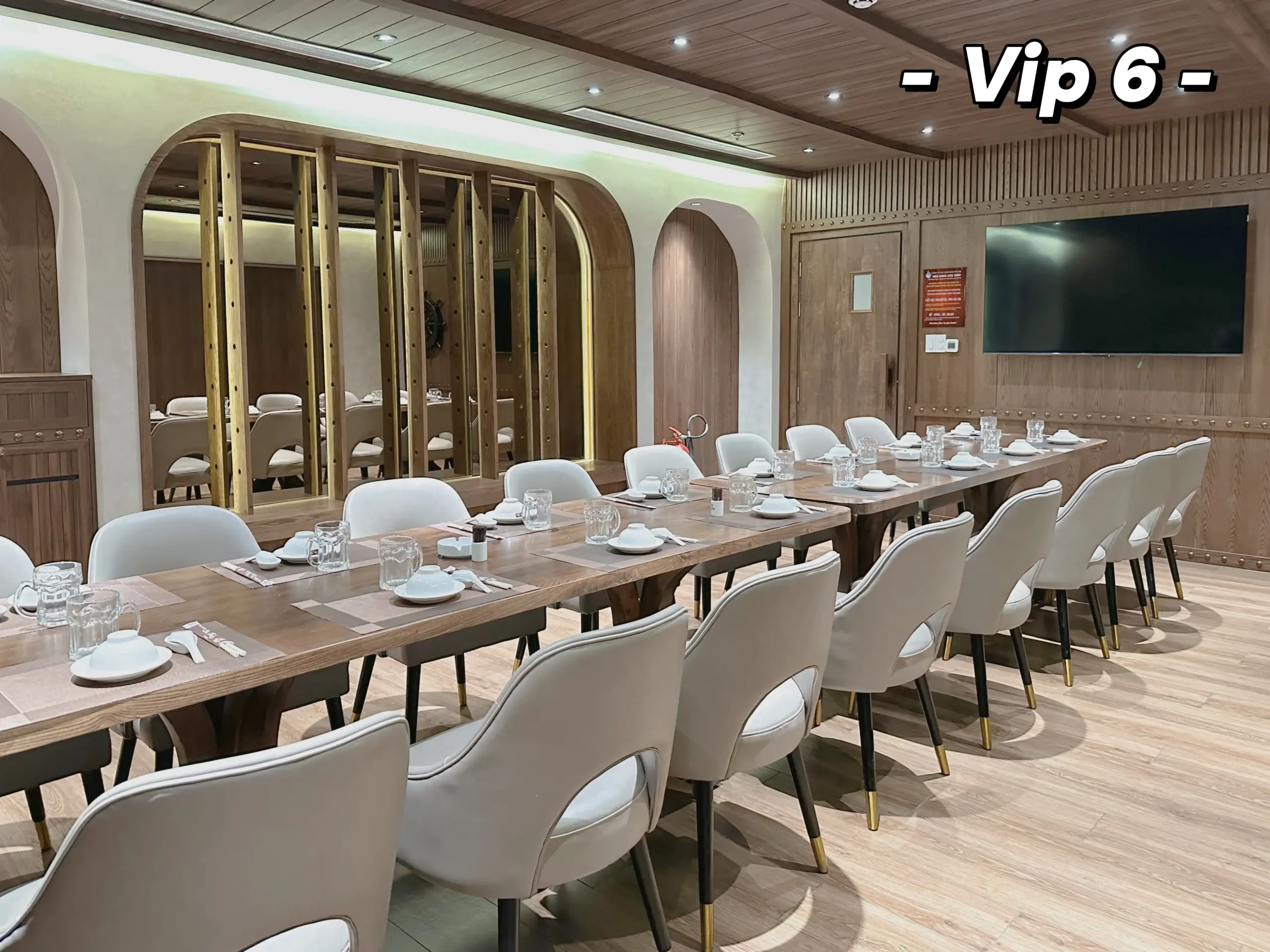 VIP 6 SƠN THUỶ