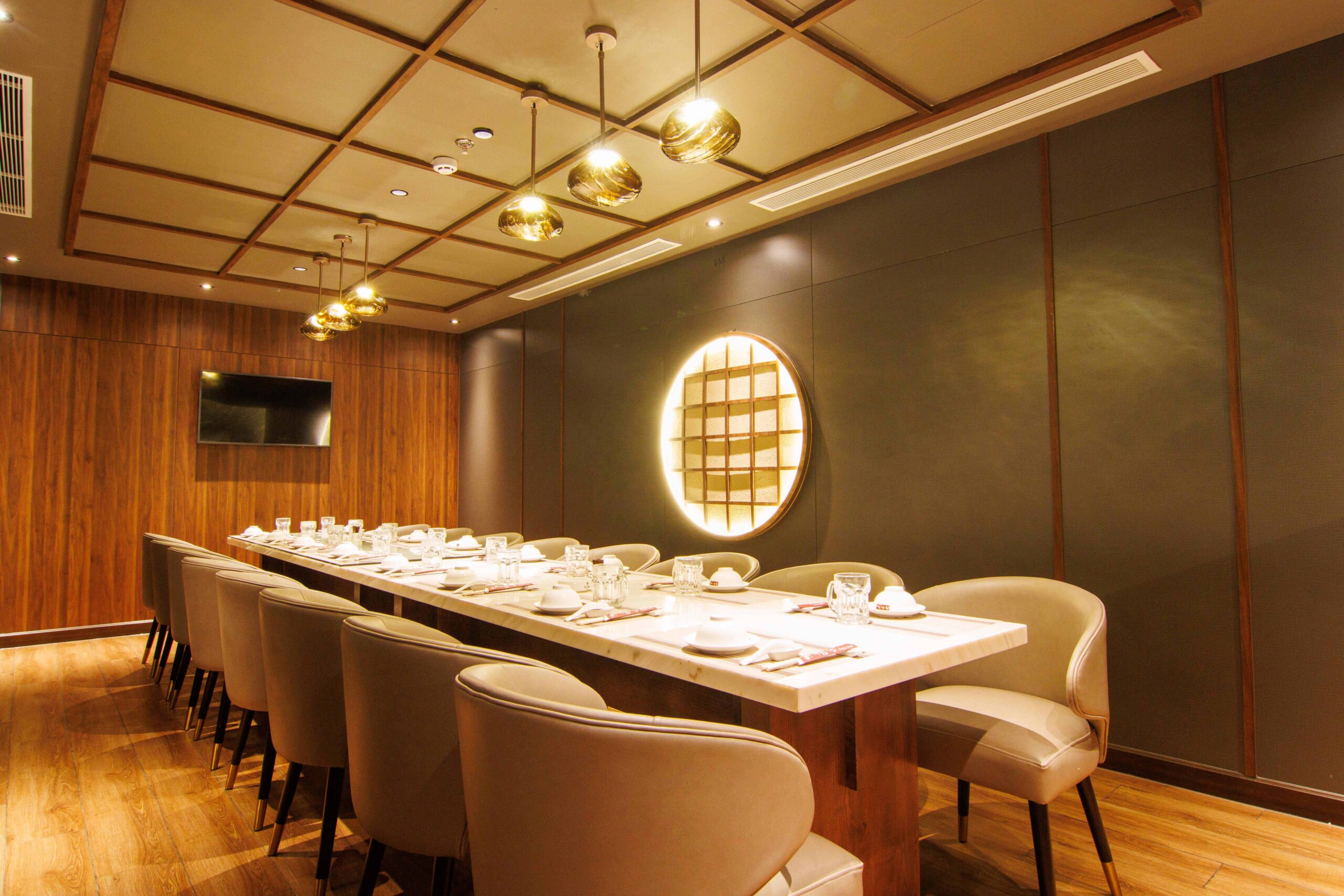 VIP 18 SƠN THUỶ