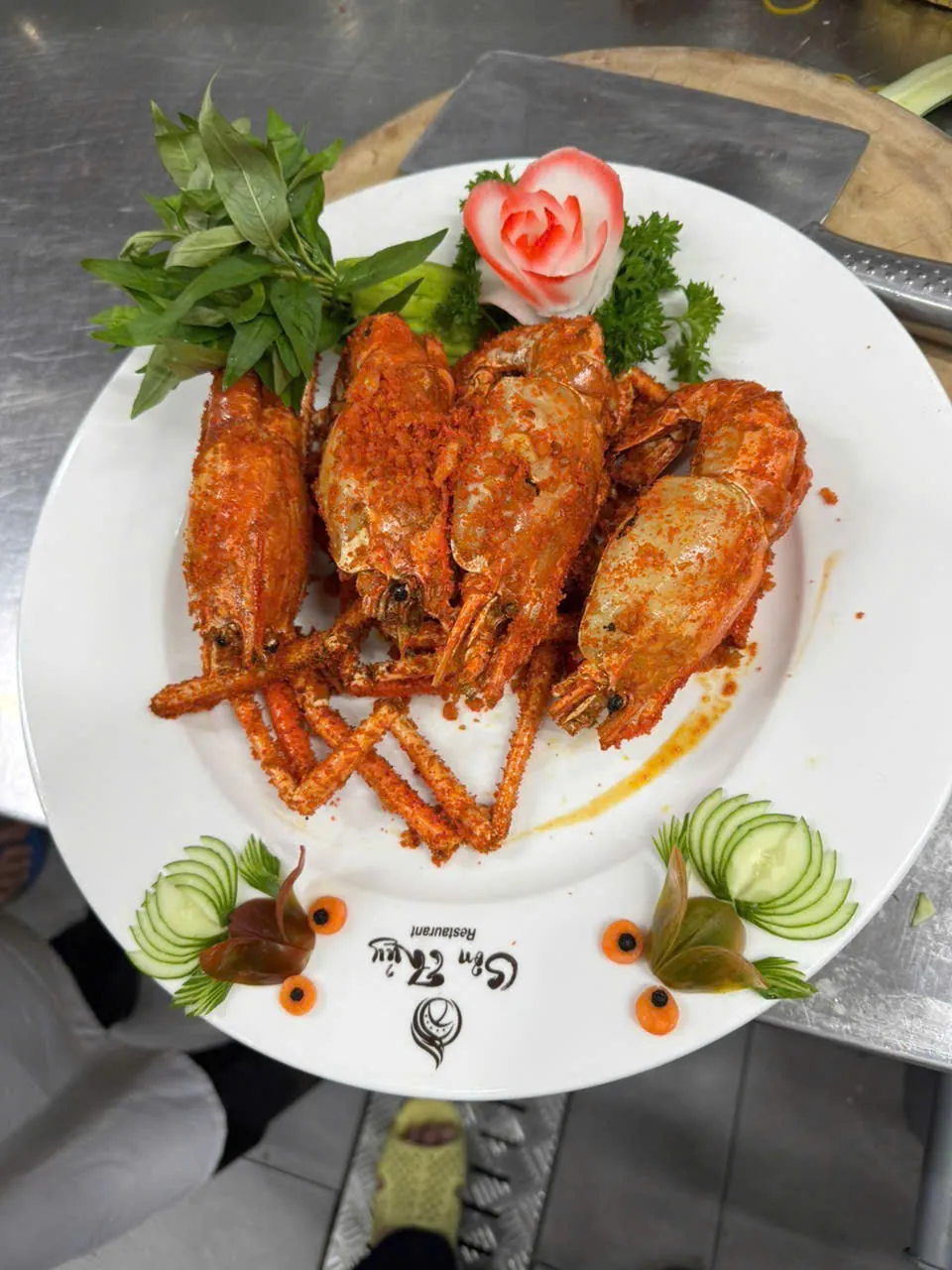 Tôm Càng Xanh Rang Muối Hong Kong
