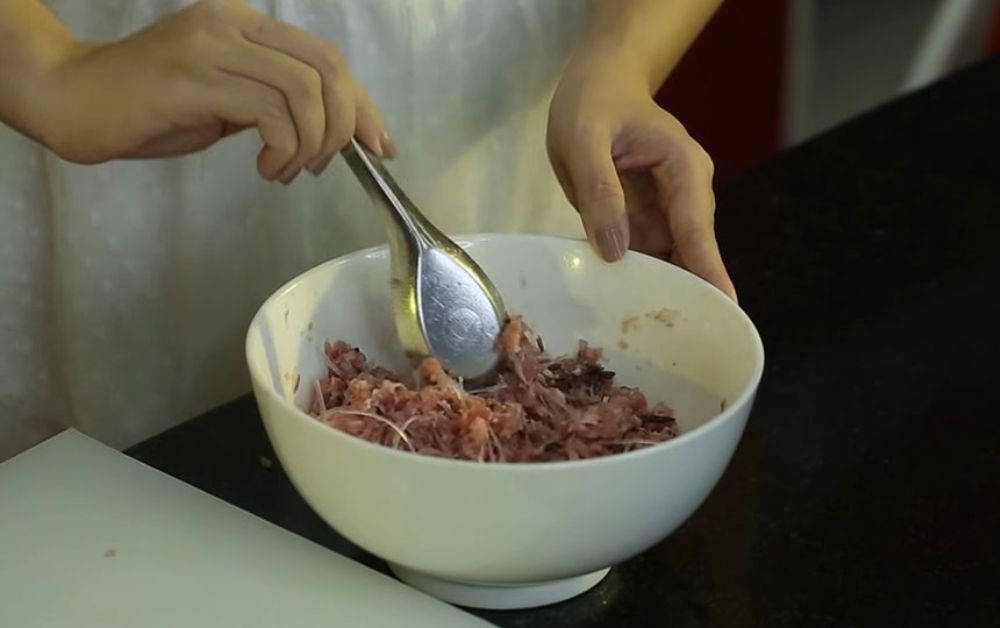 Cách nấu khổ qua nhồi thịt tại nhà